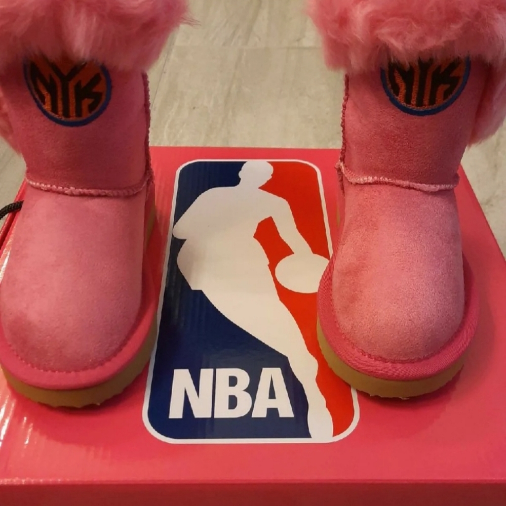 New york knicks toddler size 10 boots new